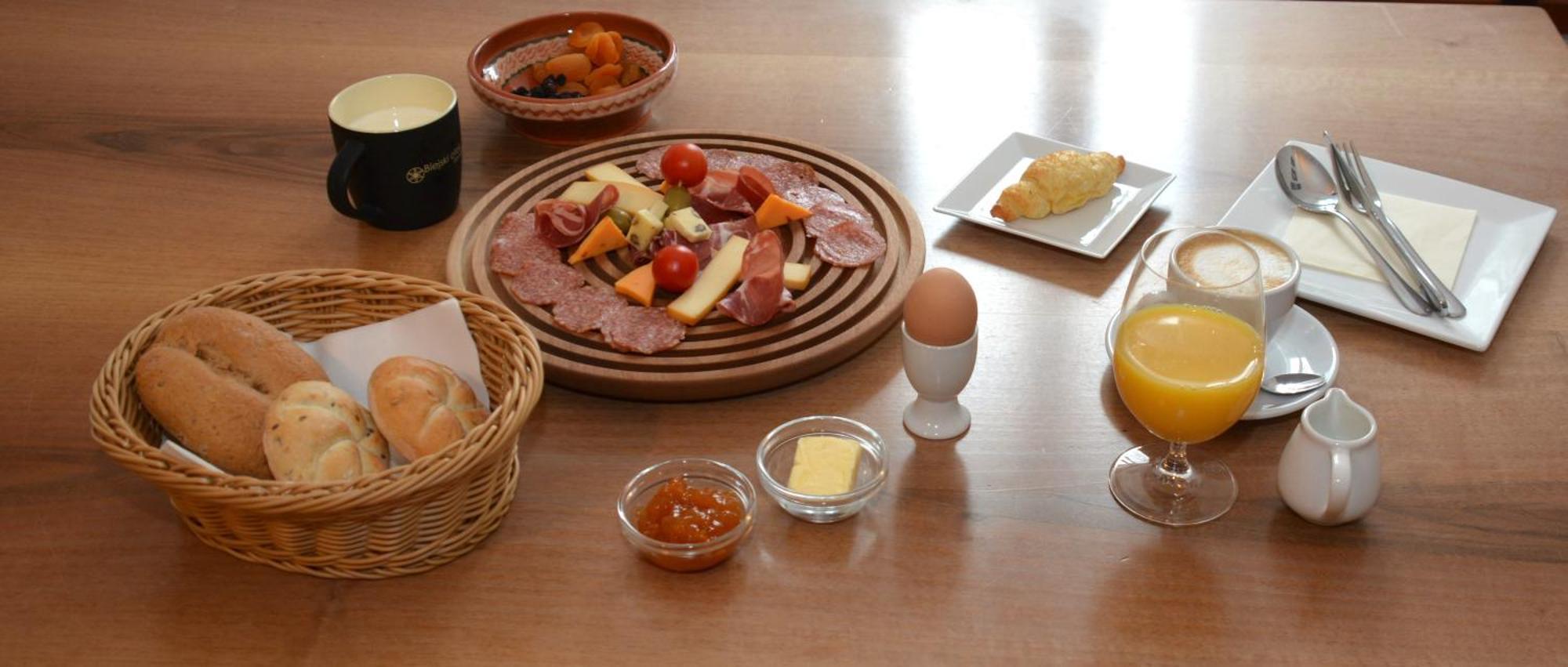 Old Parish House Bed & Breakfast เบลด ภายนอก รูปภาพ