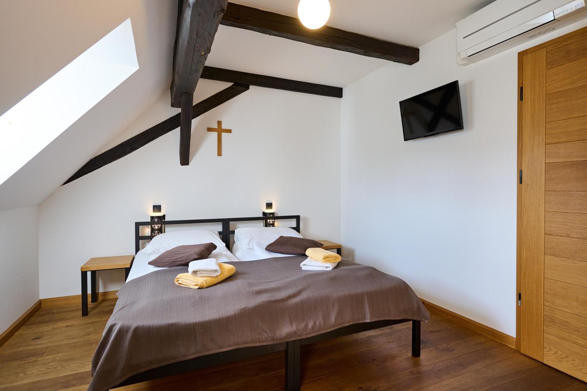 Old Parish House Bed & Breakfast เบลด ภายนอก รูปภาพ